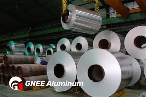 Jumbo roll of aluminum foil Jumbo roll of aluminum foil